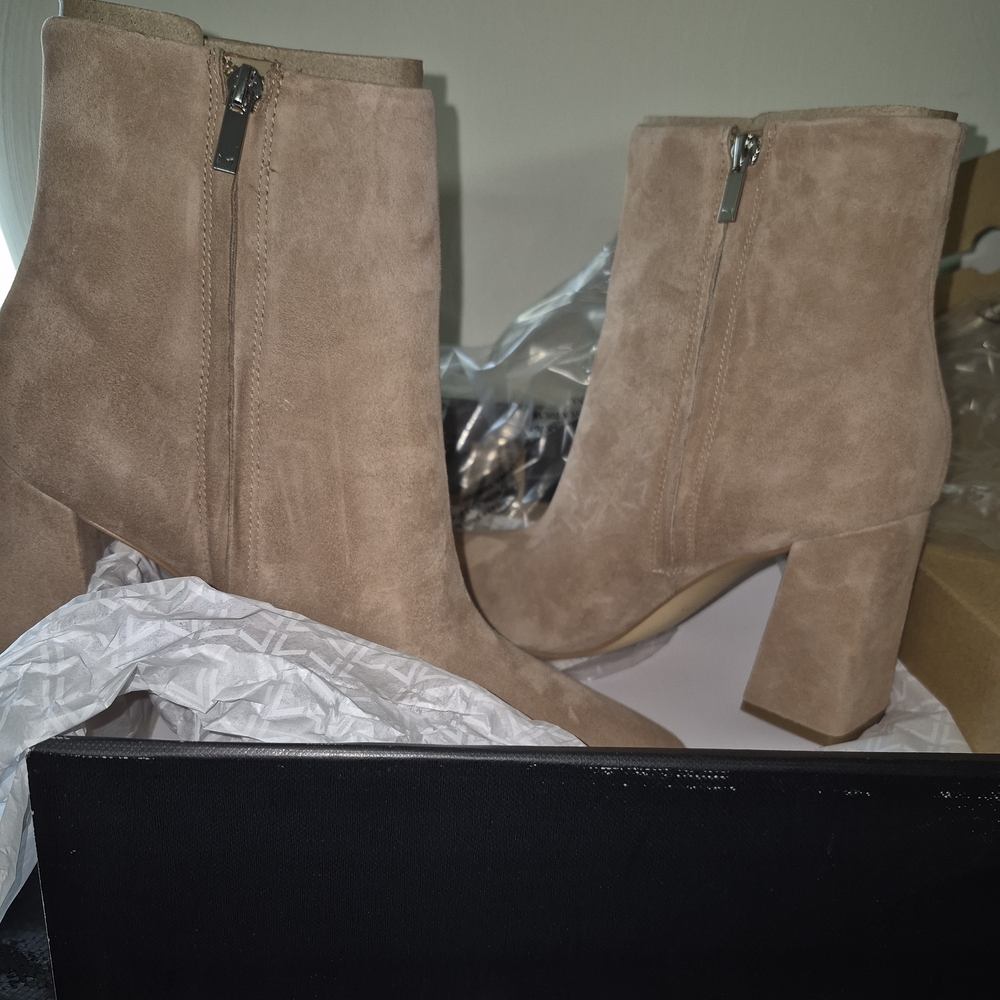 Marc Fisher Tan Heeled Boots Size 11